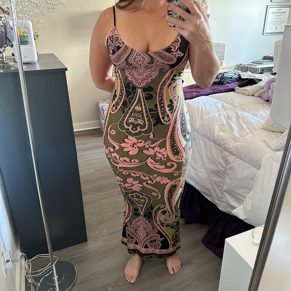 Backless Olive Green & Pink Print Maxi Dress - Glare - Medium